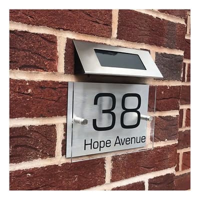 Mertto Kit Solar Con Luz Para Números De Casa, Impermeable, Incluye Letras Y Números Plata - $234.90 en Mercado Libre | PrecioMX