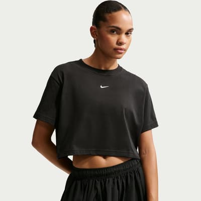 Nike Sportswear Classic Playera Crop Negra Para Mujer